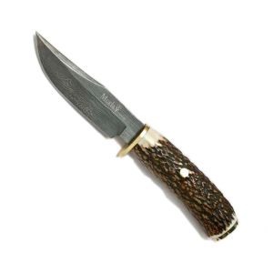 Muela Cuchillo de lujo BRACO-11DAM hoja de acero damasco de 11 cm y empuñadura de asta de ciervo.