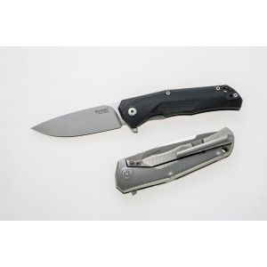 Navaja italiana LIONSTEEL TRE GBK con hoja de acero M390 de 7,4 cm y empuñadura de titanio 6AI4V gris y clip azul